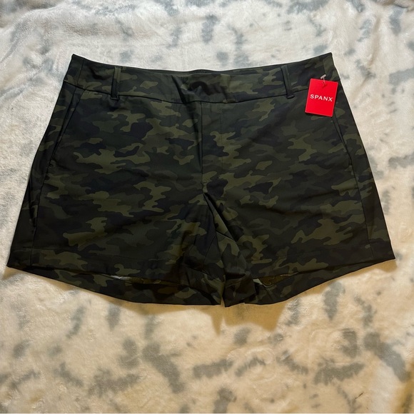 SPANX WOMEN SUNSHINE SHORTS “4”in GREEN CAMOUFLAGE SIZE(XL) - Picture 7 of 12
